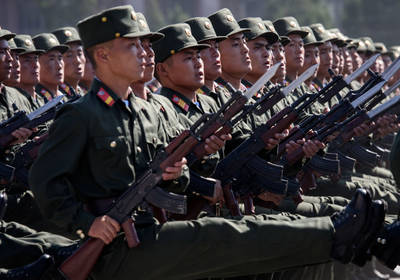 КНДР может отправить войска в РФ для войны против Украины - Reuters