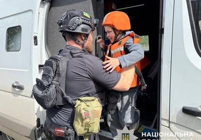 Из нескольких сел Донетчины принудительно эвакуируют семьи с детьми