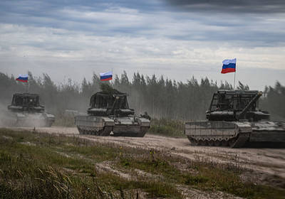 Британская разведка: Росгвардия формирует танковые части под прямым контролем Путина