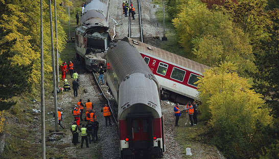 В Словакии столкнулись скоростные поезда: около 100 пострадавших