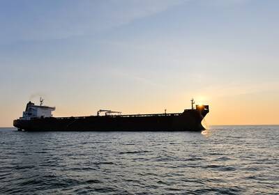 В ЕС впервые подтвердили вооружённую охрану "теневого флота"