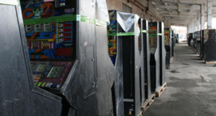 Налоговики Донецкой области с начала нового года изъяли 118 игровых автоматов