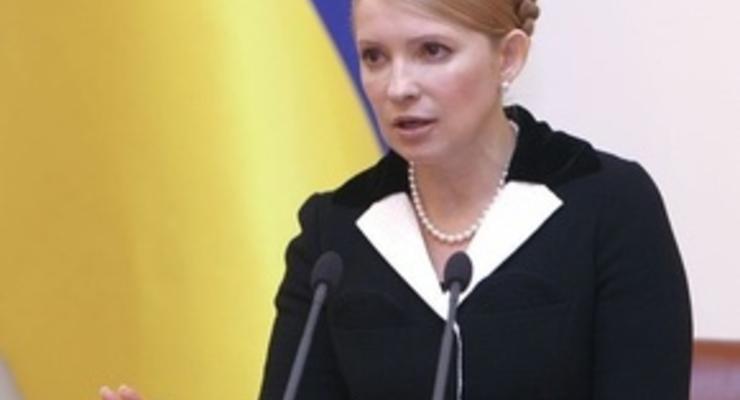 Тимошенко считает, что Ющенко должен внести новую кандидатуру на должность главы НБУ