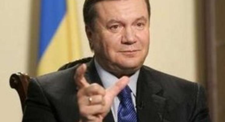 Янукович о коалиции: Кучка людей кишку себе набивает. Забыли о Боге