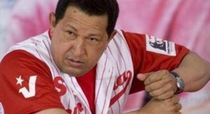 Чавес обещает признать любые итоги предстоящего референдума