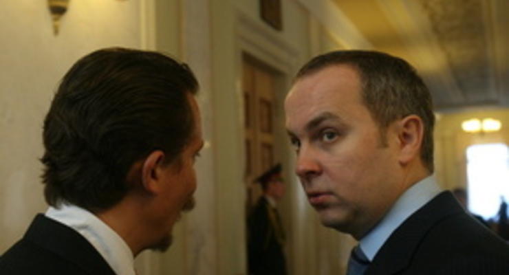 Политолог: Янукович постарается замять конфликт в партии