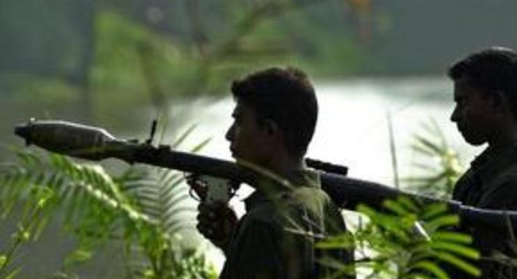 Авиация тамильских тигров сбросила бомбы на столицу Шри-Ланки: 27 человек ранены