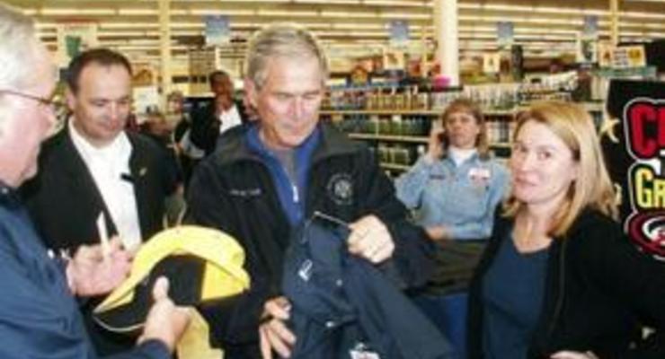 Джорджа Буша не узнали в магазине