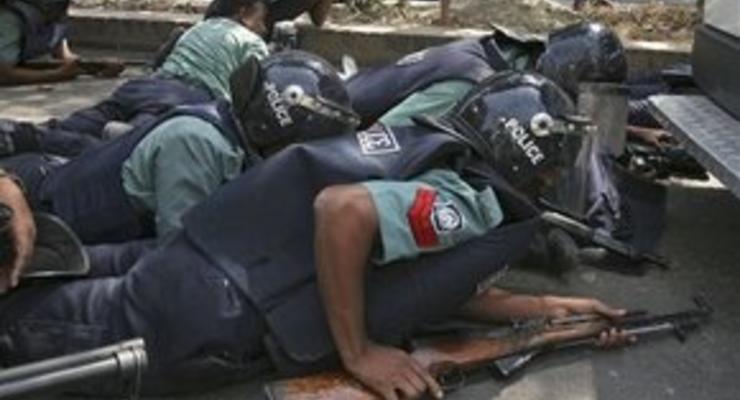 В ходе бунта пограничников в Бангладеш погибли 77 человек