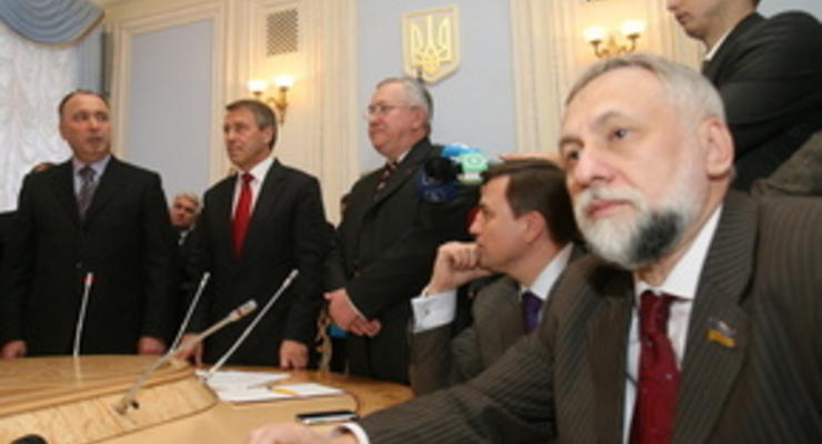 В НУ-НС заявили, что Ющенко планирует отменить выборы путем введения чрезвычайного положения