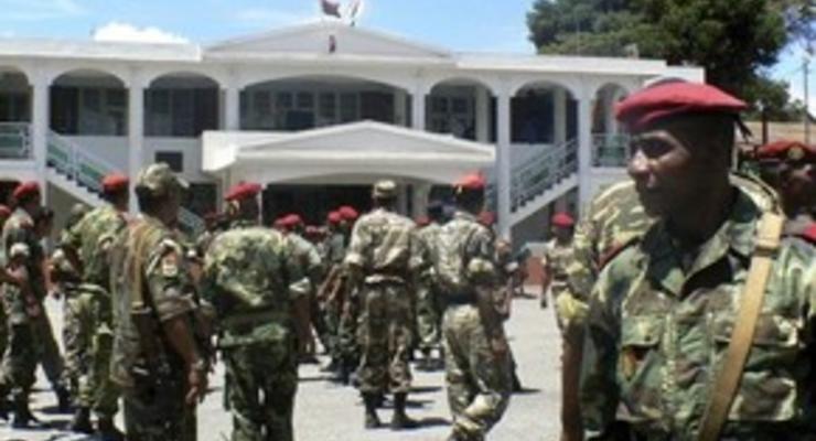 Военные ввели в столицу Мадагаскара танки