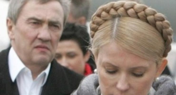 В Секретариате Ющенко считают, что Тимошенко "прикрывает" Черновецкого