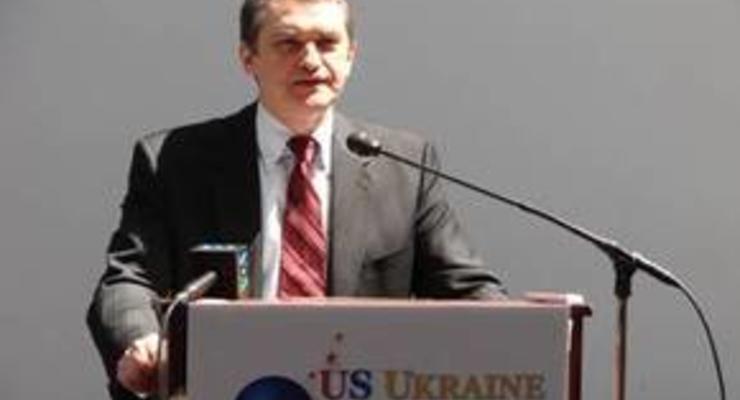 Ъ: Украинскому МИДу раздувают Штаты
