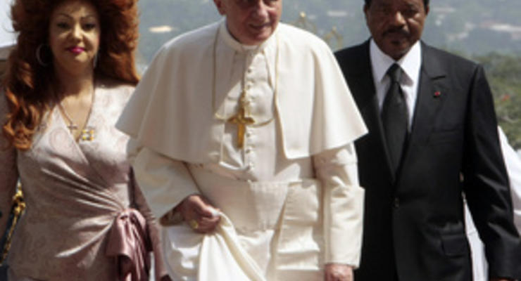 Папа Римский не намерен смягчать запрет на использование презервативов