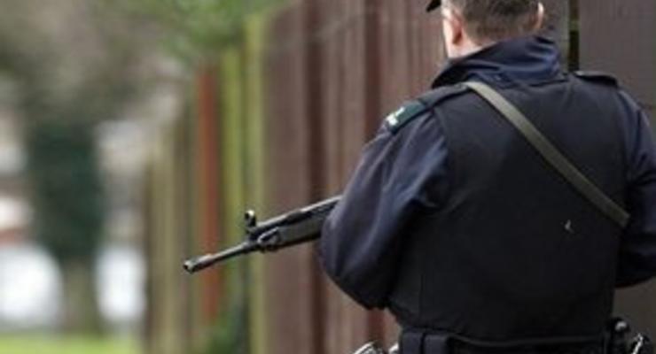 В убийстве полицейского в Северной Ирландии обвинили 17-летнего подростка