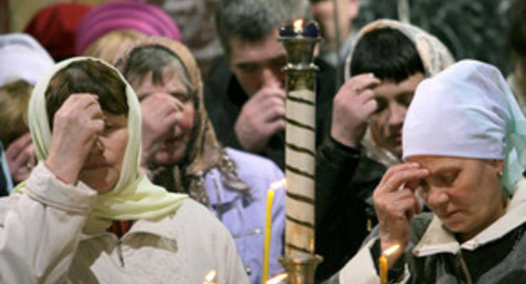 Опрос: Почти 90% украинцев считают себя верующими