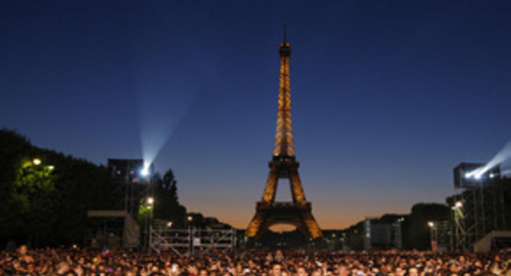 Более половины французов не поедут в отпуск летом - опрос
