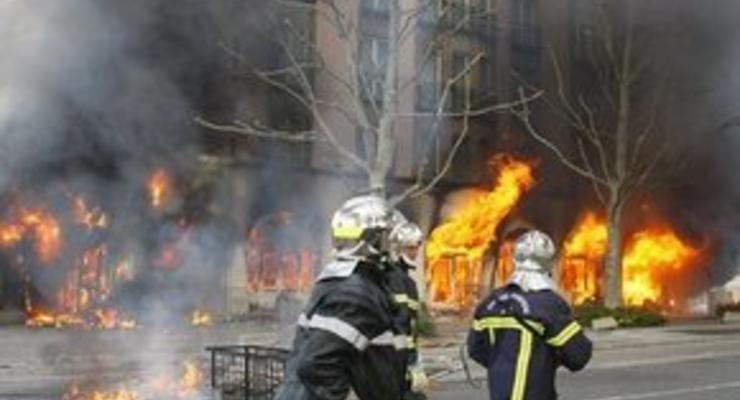 Антинатовские демонстранты подожгли отель в Страсбурге