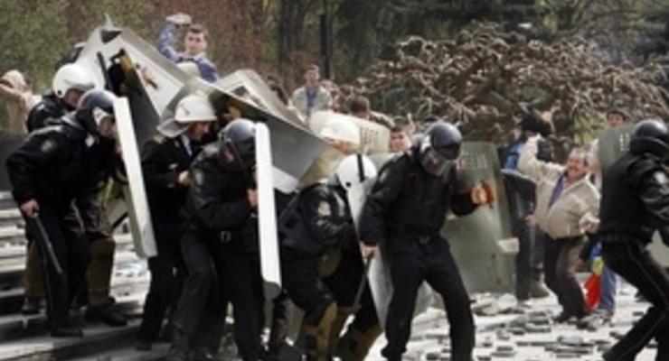 МВД Молдовы: Во время беспорядков в Кишиневе пострадали около 100 полицейских
