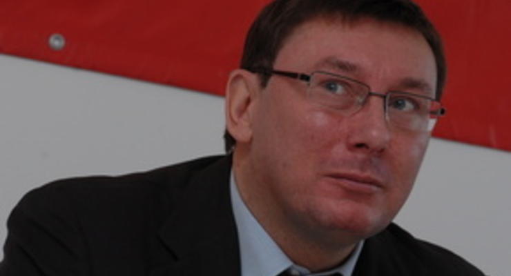Суд обязал Луценко выплатить 5000 гривен экс-кандидату в депутаты Киевсовета
