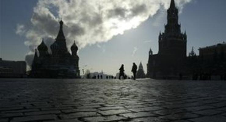 В России уволили троих милиционеров, катавшихся пьяными по Красной площади