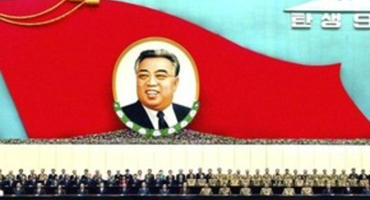 КНДР отмечает главный государственный праздник - день рождения Ким Ир Сена