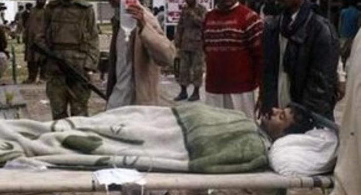 При взрыве в Пакистане погибли 20 человек