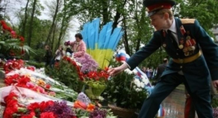 Раде предлагают ужесточить ответственность за надругательство над могилами советских воинов