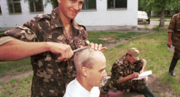 В Донецкой области в армию призвали 2150 юношей