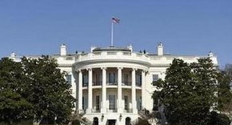 Белый дом извинился за инцидент с самолетом Обамы