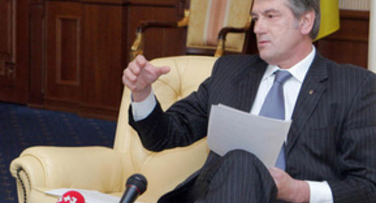 Ющенко дал Медведько месяц на подготовку отчета о ликвидации последствий наводнения