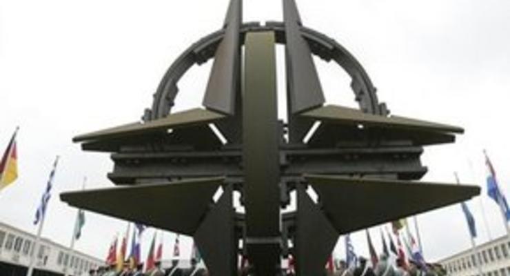 СМИ: НАТО высылает из Брюсселя двух российских дипломатов