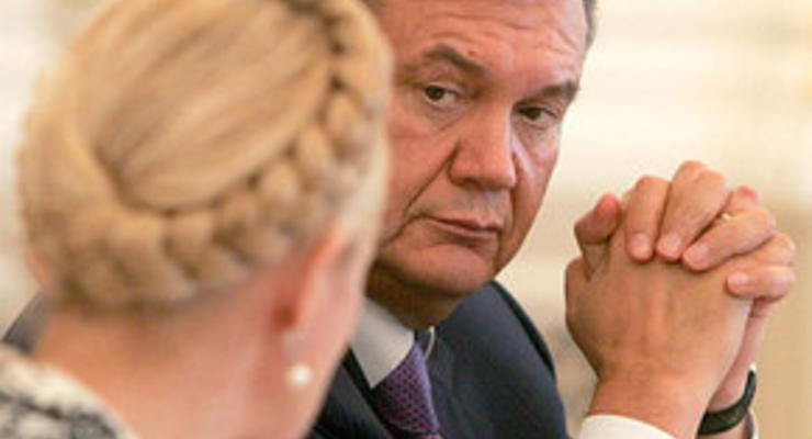 Тимошенко соболезнует Януковичу в связи со смертью его тещи