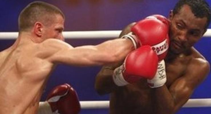 Бокс: Українець не зміг повернути чемпіонський титул