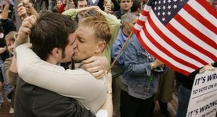 Городской совет Вашингтона узаконил однополые браки