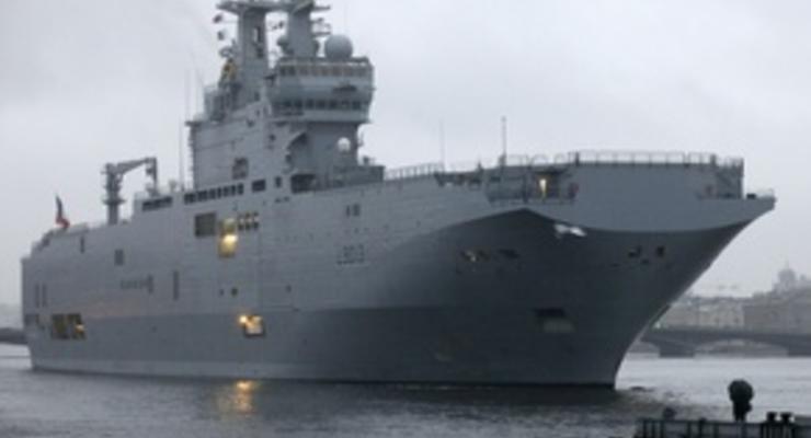 В Санкт-Петербург прибыл французский военный корабль класса Mistral