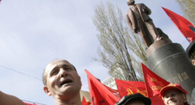 Отреставрированный памятник Ленину в Киеве откроют в пятницу