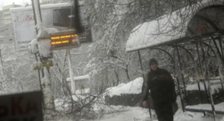 В Донецкой области из снежных пробок освободили 360 автомобилей