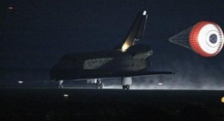 Endeavour приземлился на космодроме во Флориде