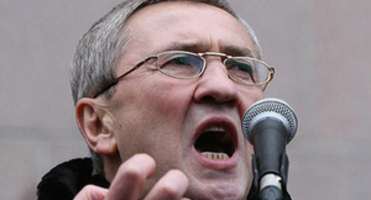 Луценко назвал назначение Черновецкого членом ВСЮ "плевком в души киевлян"