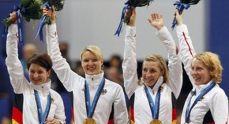 Конькобежки из Германии завоевали золото Ванкувера