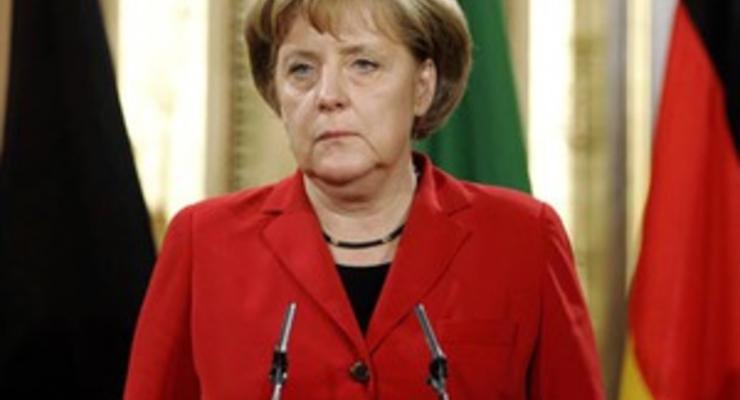 Меркель выступила против финансовой помощи Греции