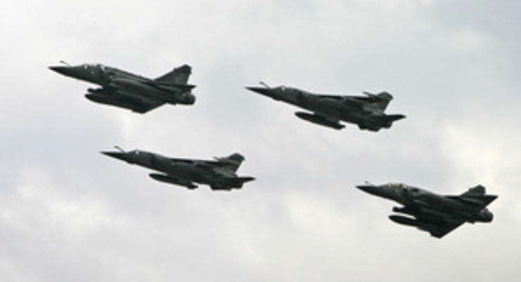 Военные самолеты НАТО проведут учения над Прибалтикой для "демонстрации солидарности"