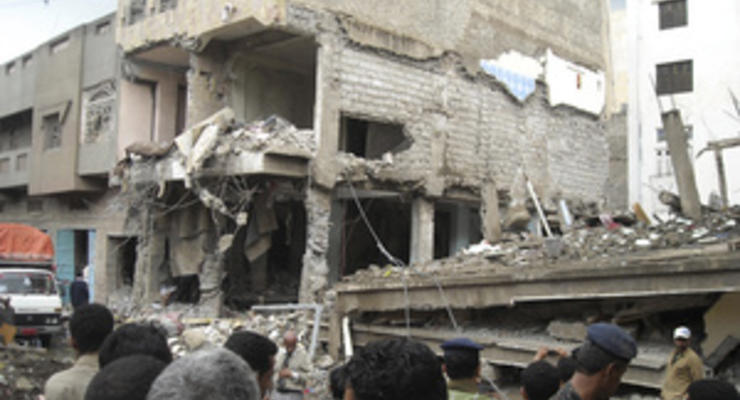 В Йемене после взрыва динамита обрушилось жилое здание: десять человек погибли