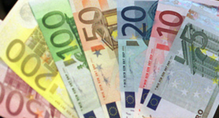 Межбанк: Котировки по евро незначительно выросли