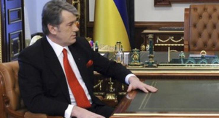 Рада попросила Януковича доложить, скольким людям Ющенко вручил госнаграды