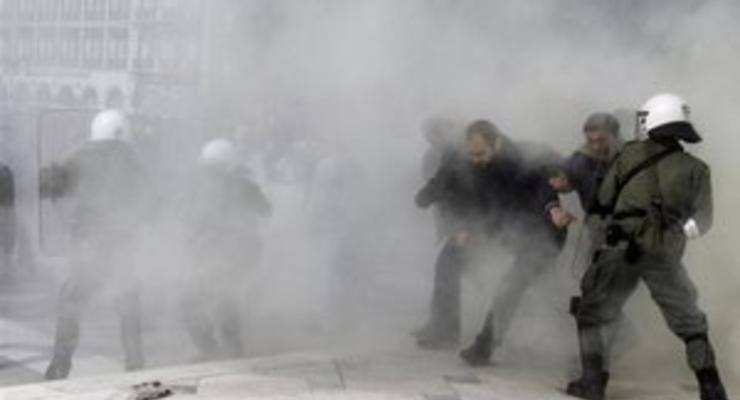 В Афинах произошли  столкновения демонстрантов с полицией