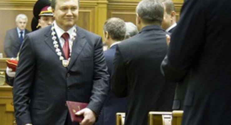 Янукович подписал закон о новом порядке создания коалиции