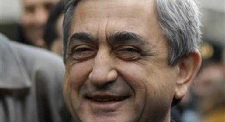 Президент Армении заявил, что его страна не боится воевать