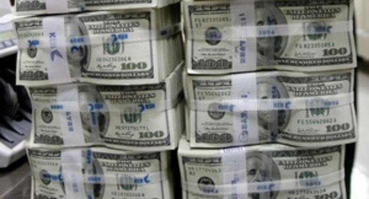 Обзор межбанка: НБУ выкупает доллары 13 дней подряд